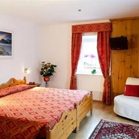 Aquila 3*