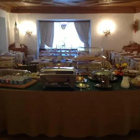 Aquila 3*