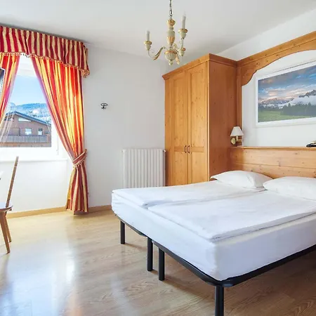 Aquila 3*