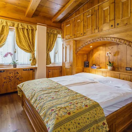 아퀼라 호텔 코르티나 담페조