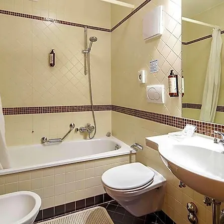 Aquila Hotel